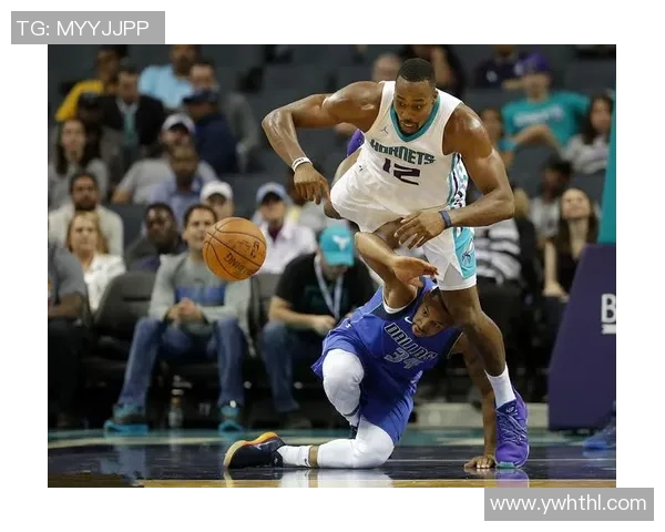 08年黄蜂与小牛激战回顾:经典对决中的篮球智慧与团队精神 08年黄蜂与小牛激战回顾:经典对决中的篮球智慧与团队精神