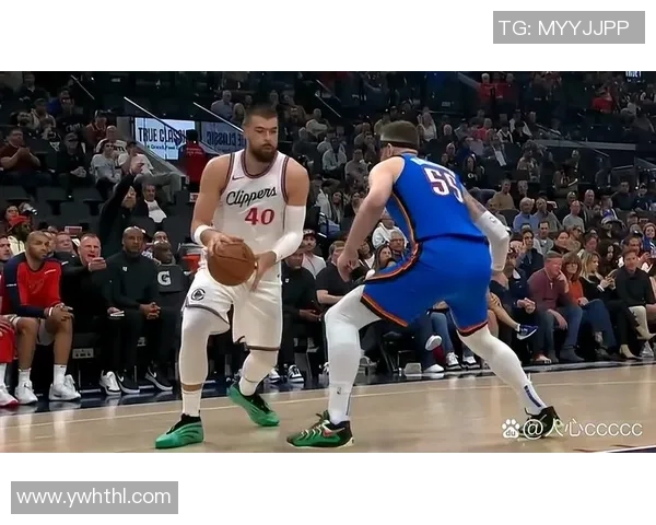 2014年NBA快船与雷霆激战回顾：精彩瞬间与赛季影响分析